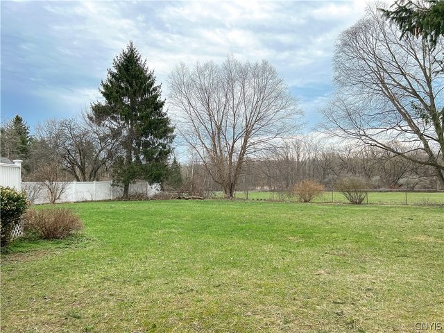 4438 Young Road, Onondaga, NY 13215