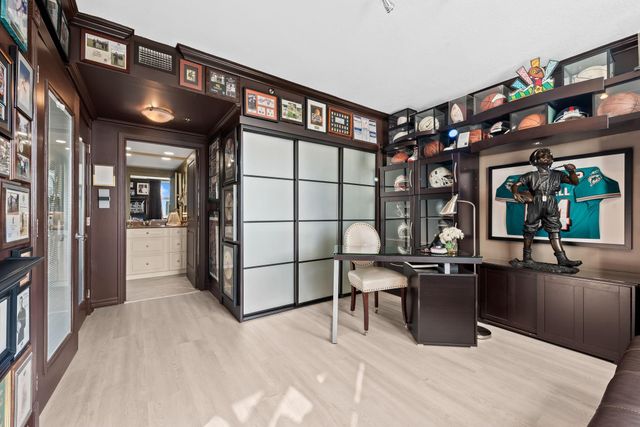 347 N New River Dr E 2105, Fort Lauderdale, FL 33301