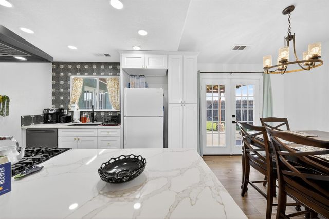 746 Pepper Avenue, Lemoore, CA 93245