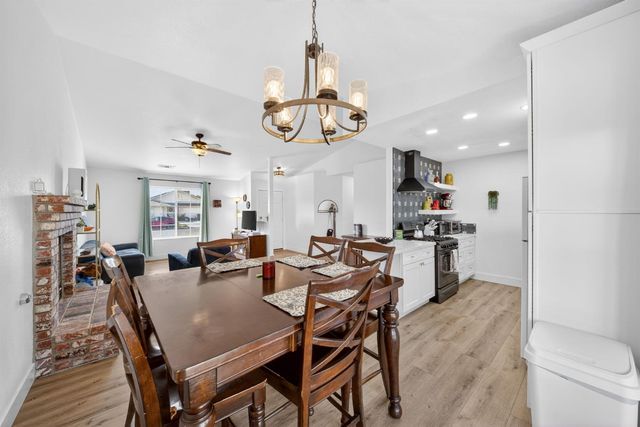 746 Pepper Avenue, Lemoore, CA 93245