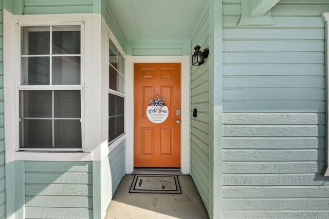 746 Pepper Avenue, Lemoore, CA 93245