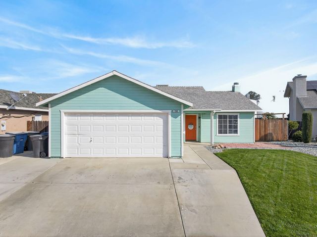 746 Pepper Avenue, Lemoore, CA 93245