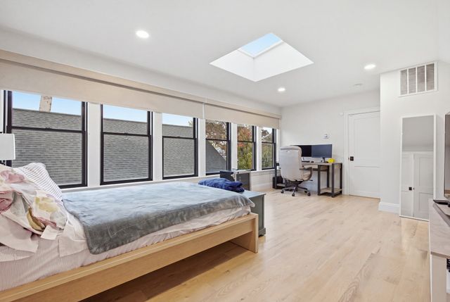 16 Boston Ave, Somerville, MA 02144