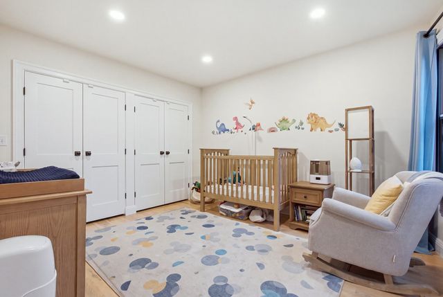 16 Boston Ave, Somerville, MA 02144