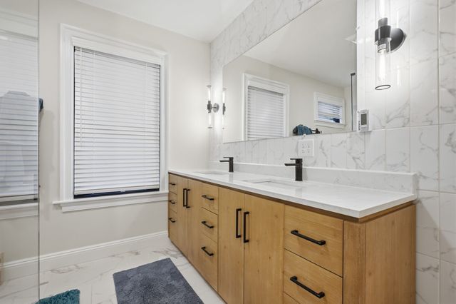 16 Boston Ave, Somerville, MA 02144