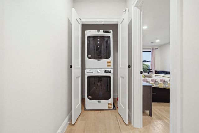 16 Boston Ave, Somerville, MA 02144