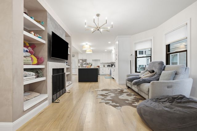 16 Boston Ave, Somerville, MA 02144