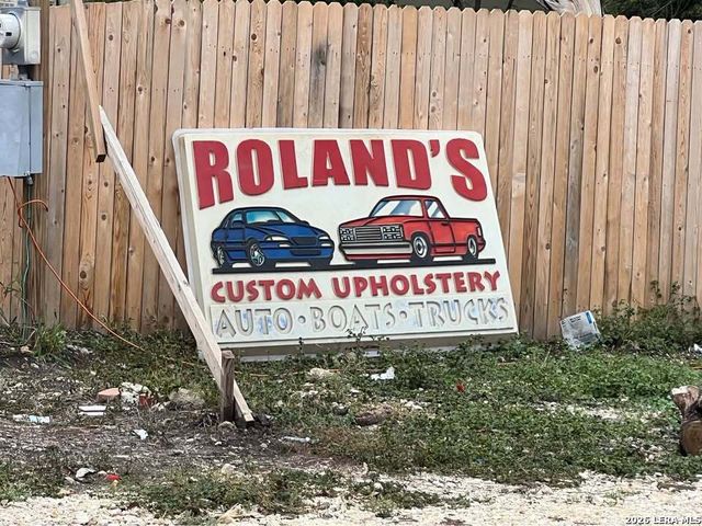 3419 commerce, San Antonio, TX 78207