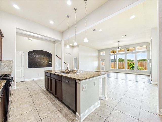 2135 Llerena Lane, League City, TX 77573