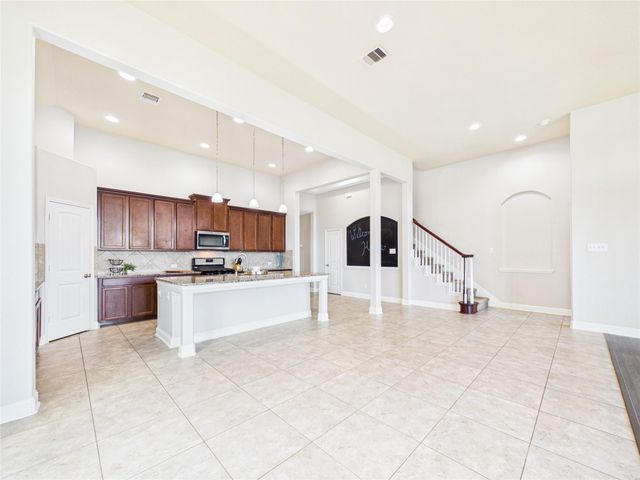 2135 Llerena Lane, League City, TX 77573