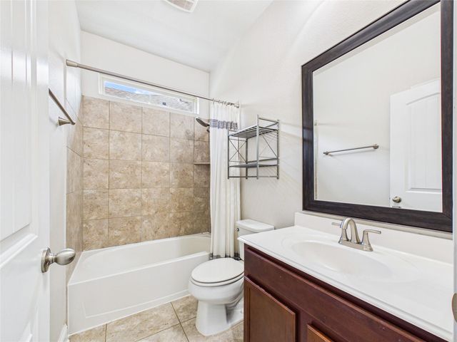 2135 Llerena Lane, League City, TX 77573