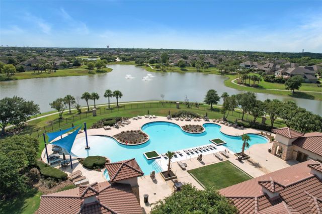 2135 Llerena Lane, League City, TX 77573