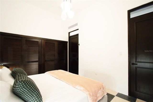 254-256 SAN FRANCISCO STREET 202, San Juan, PR 00901