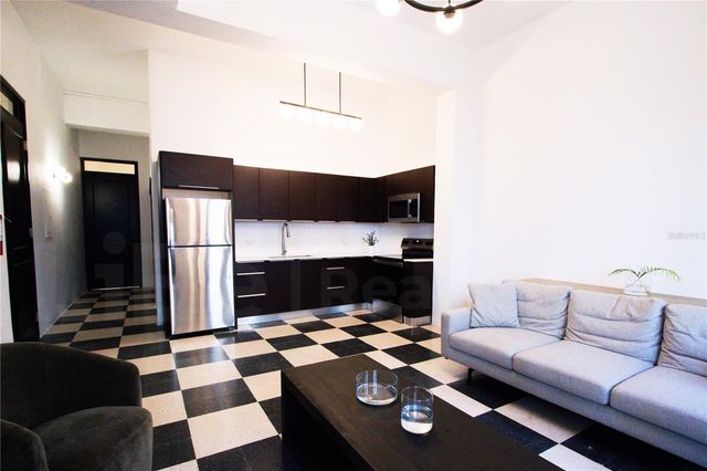 254-256 SAN FRANCISCO STREET 202, San Juan, PR 00901