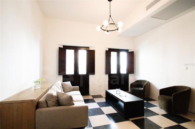 254-256 SAN FRANCISCO STREET 202, San Juan, PR 00901