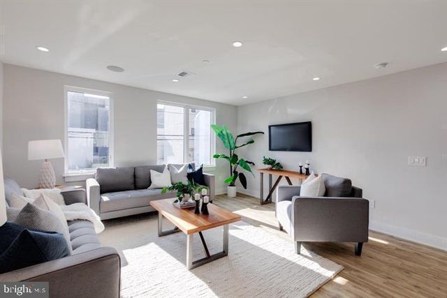 1437 PARRISH ST, Philadelphia, PA 19130