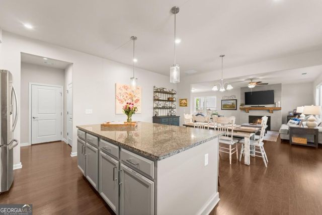 5845 Stargazer Way, Cumming, GA 30028