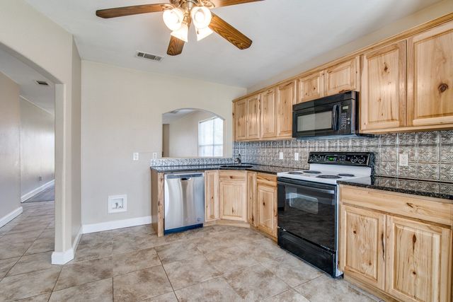 417 Autumn Trail, Royse City, TX 75189