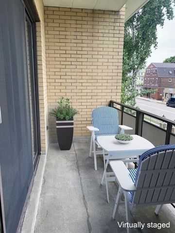 48 Bigelow Avenue 24, Watertown, MA 02472