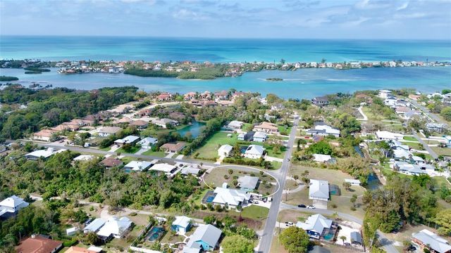 223 ROBERTS ROAD, Nokomis, FL 34275