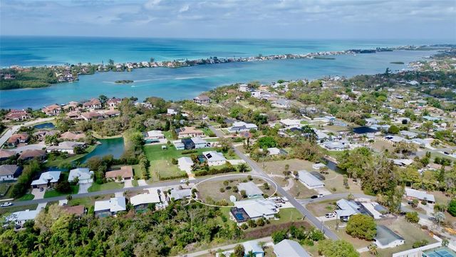 223 ROBERTS ROAD, Nokomis, FL 34275