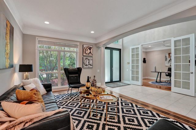 6020 NW 104th Lane, Parkland, FL 33076
