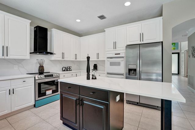 6020 NW 104th Lane, Parkland, FL 33076