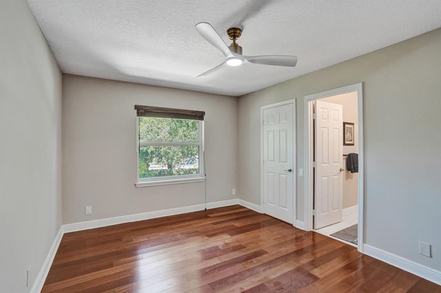 6020 NW 104th Lane, Parkland, FL 33076