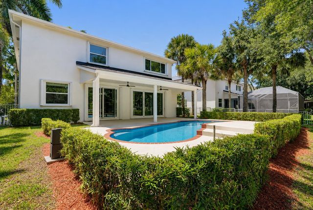 6020 NW 104th Lane, Parkland, FL 33076