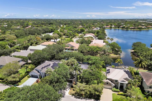 6020 NW 104th Lane, Parkland, FL 33076