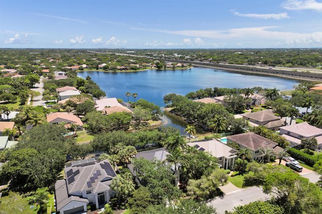 6020 NW 104th Lane, Parkland, FL 33076