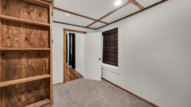 405 S Bowie Drive, Weatherford, TX 76086