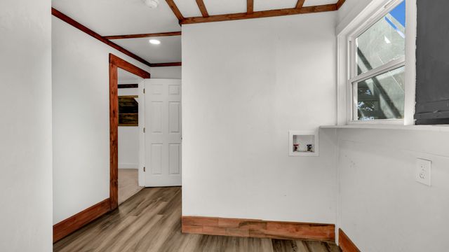 405 S Bowie Drive, Weatherford, TX 76086