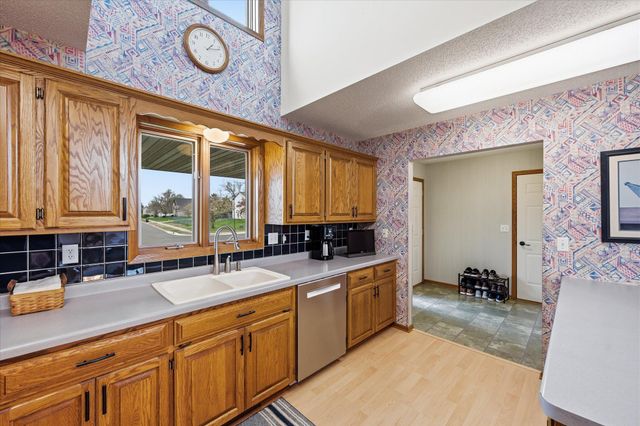 14435 Pineview Drive, Becker, MN 55308