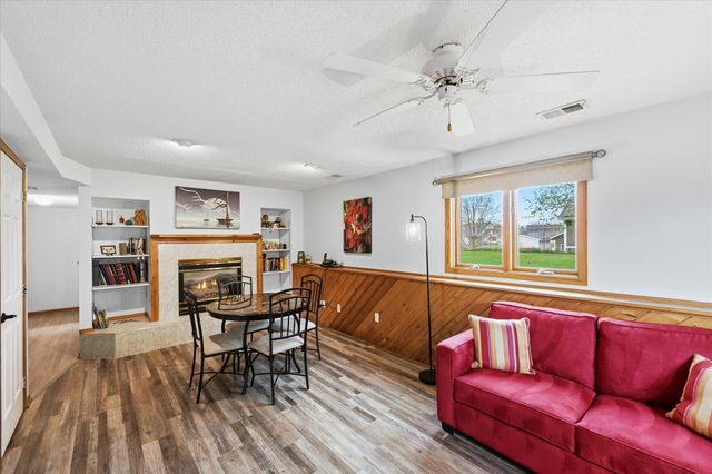 14435 Pineview Drive, Becker, MN 55308