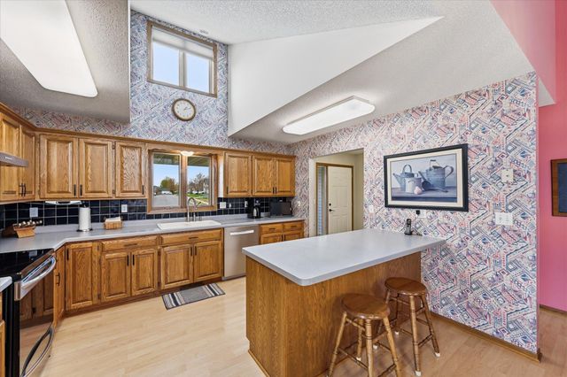 14435 Pineview Drive, Becker, MN 55308