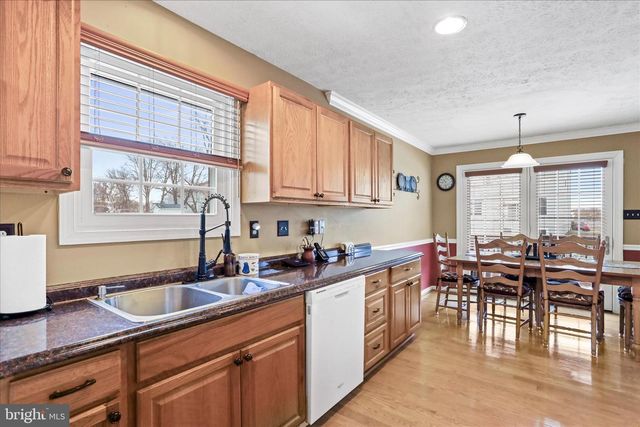 107 BRIAR RUN DR, Ranson, WV 25438