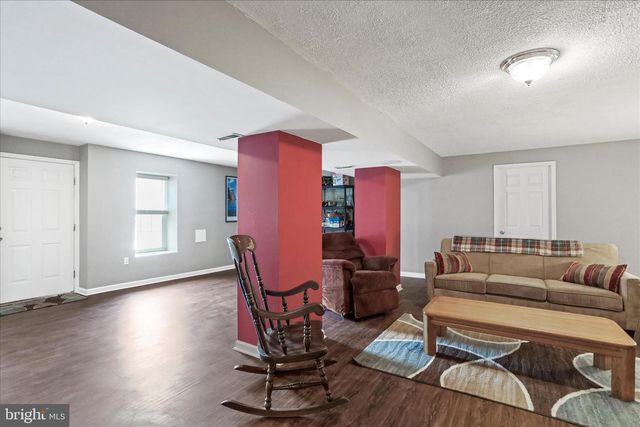 107 BRIAR RUN DR, Ranson, WV 25438