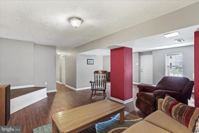 107 BRIAR RUN DR, Ranson, WV 25438