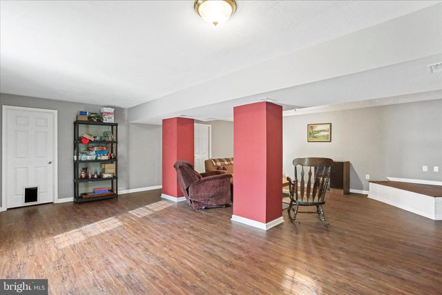 107 BRIAR RUN DR, Ranson, WV 25438