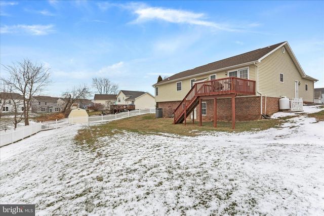 107 BRIAR RUN DR, Ranson, WV 25438