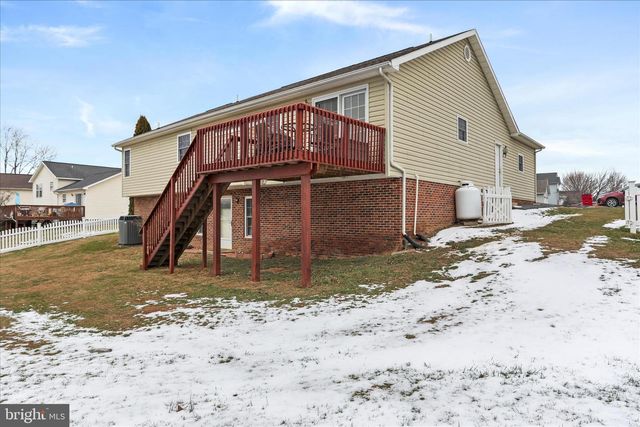107 BRIAR RUN DR, Ranson, WV 25438