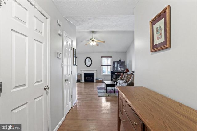 107 BRIAR RUN DR, Ranson, WV 25438