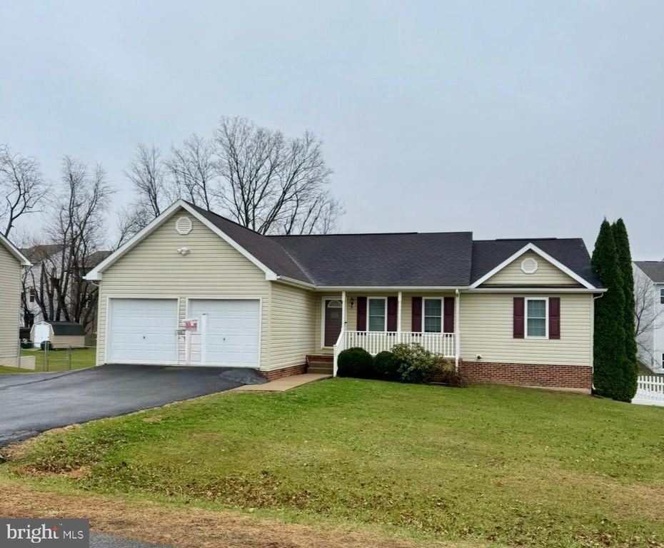 107 BRIAR RUN, Ranson, WV 25438