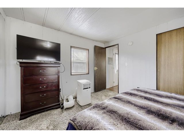 1030 Macdavidson Cir, Dacono, CO 80514
