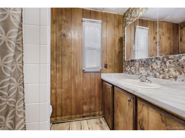 1030 Macdavidson Cir, Dacono, CO 80514