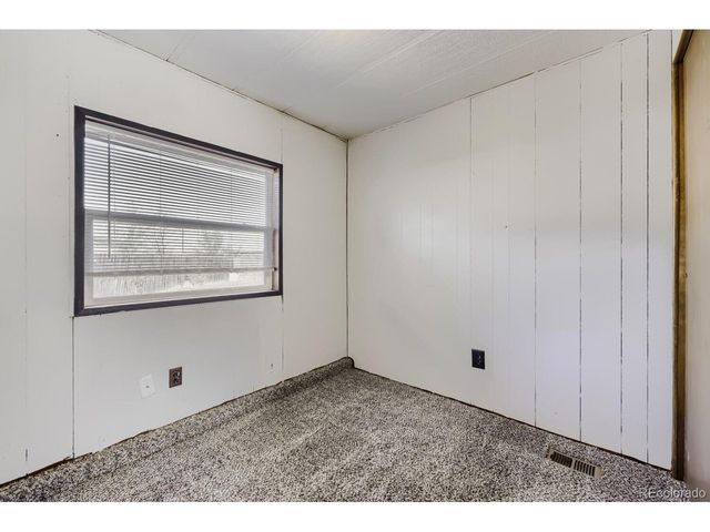 1030 Macdavidson Cir, Dacono, CO 80514