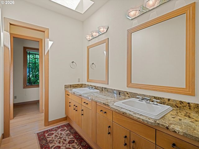 1153 Sw FAIRFAX Pl, Portland, OR 97225