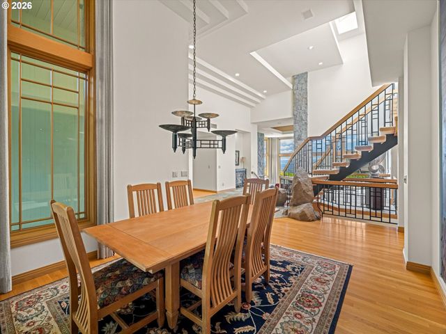 1153 Sw FAIRFAX Pl, Portland, OR 97225