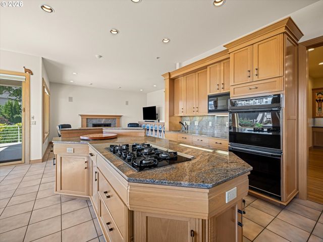 1153 Sw FAIRFAX Pl, Portland, OR 97225